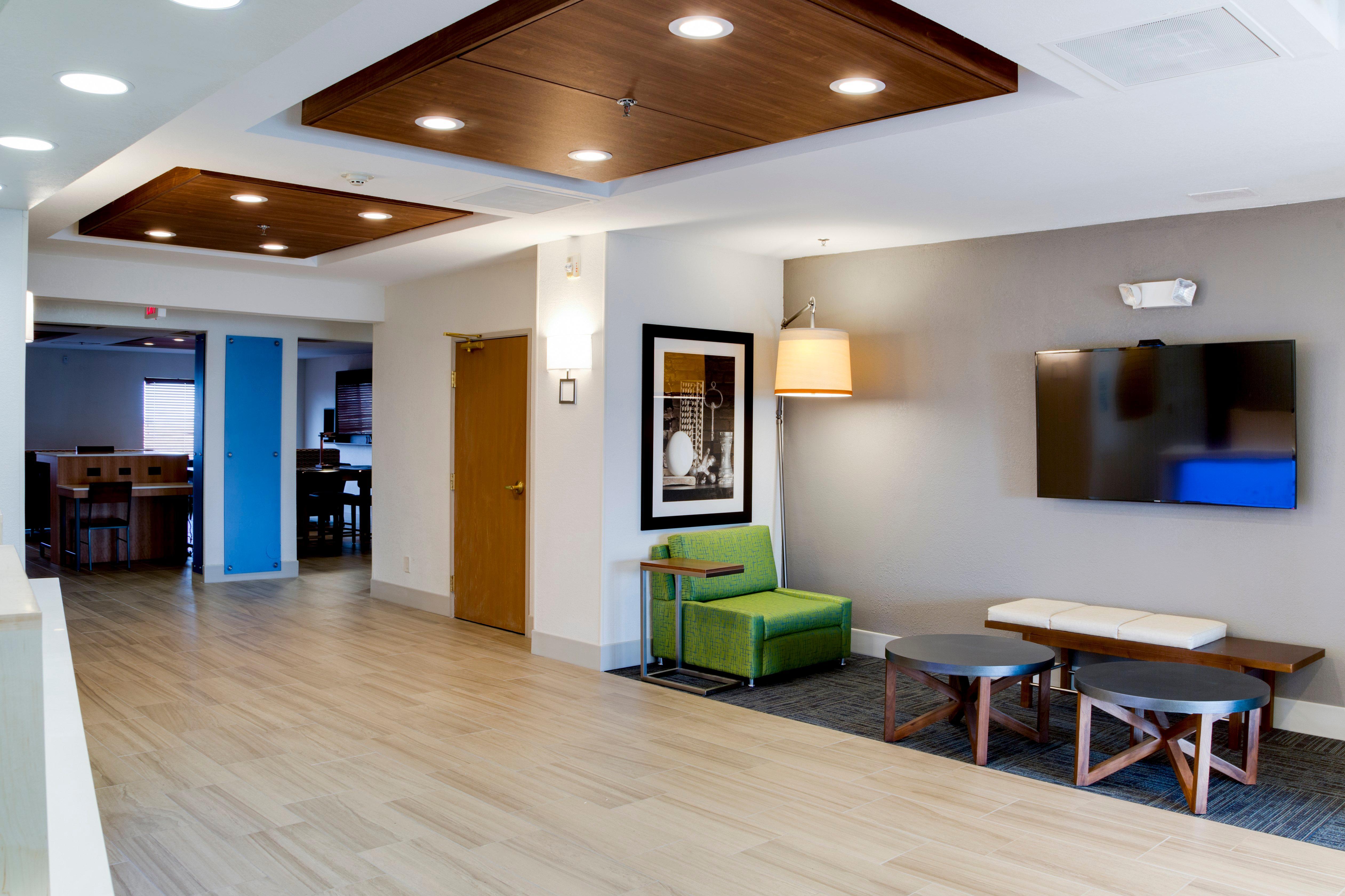 Holiday Inn Express & Suites Jacksonville By Ihg South Jacksonville Exterior foto