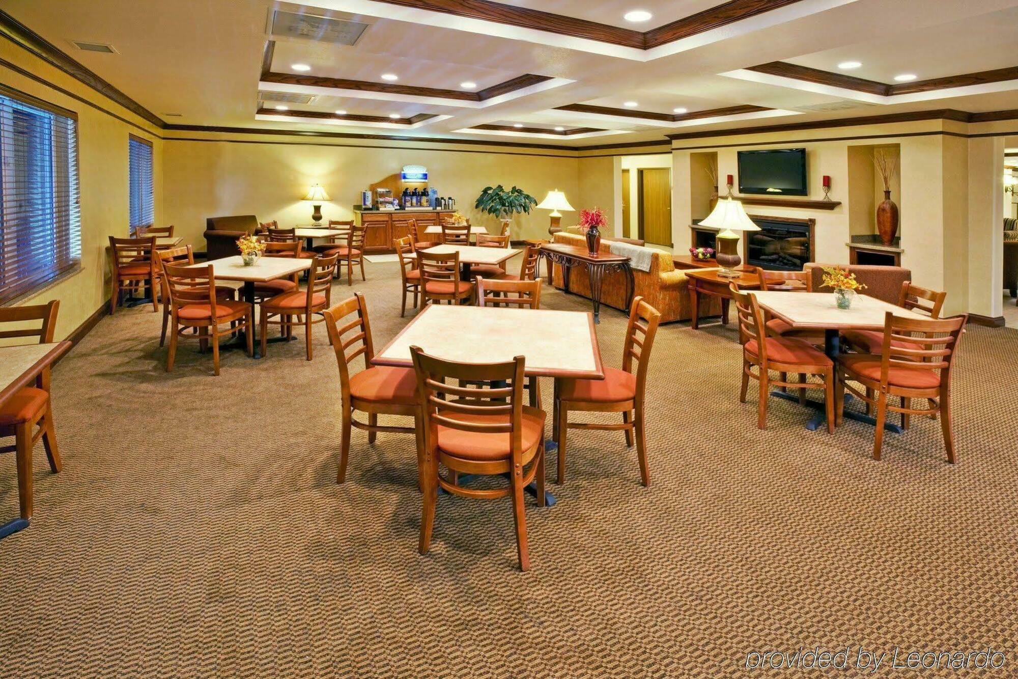 Holiday Inn Express & Suites Jacksonville By Ihg South Jacksonville Exterior foto